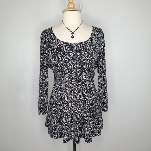 Oh Baby by Motherhood Irregular Polka Dot Tie Back Maternity Top Size L - Picture 14 of 14